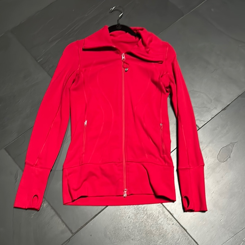 Lululemon Athletica Red Athletic Jacket with Moisture-Wicking Fabric